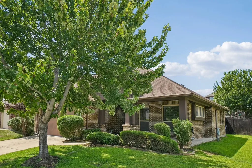 1075 Carpenter Court Lavon TX 75166
