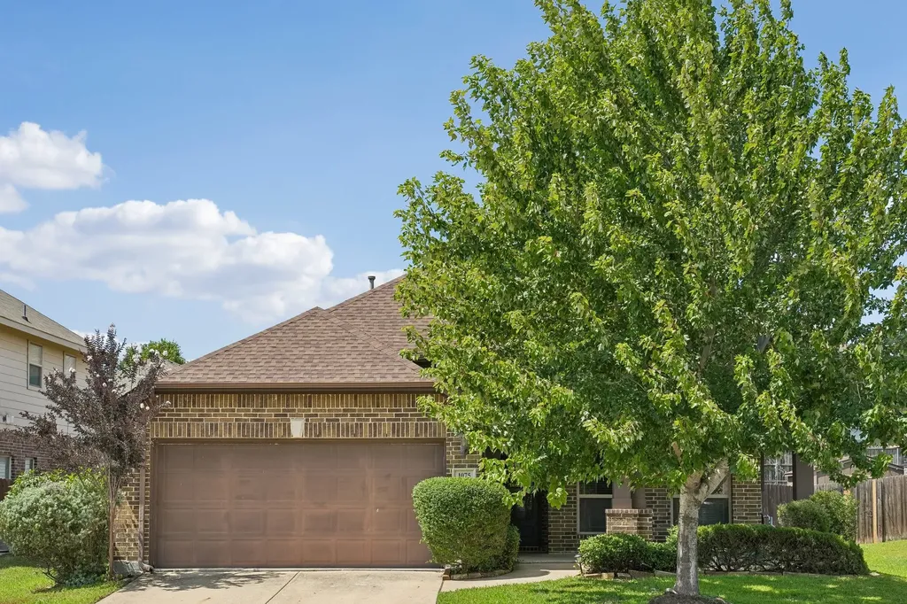 1075 Carpenter Court Lavon TX 75166
