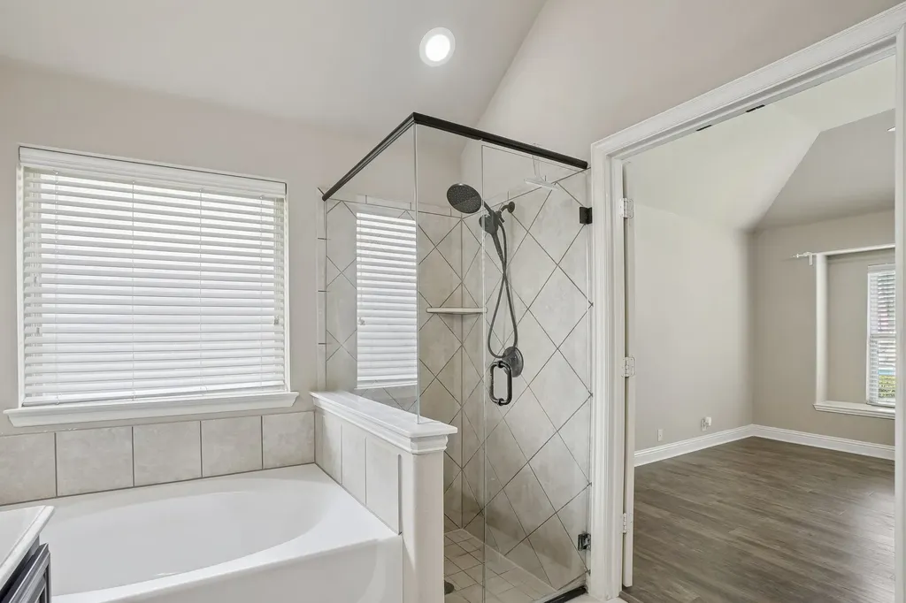 1075 Carpenter Court Lavon TX 75166