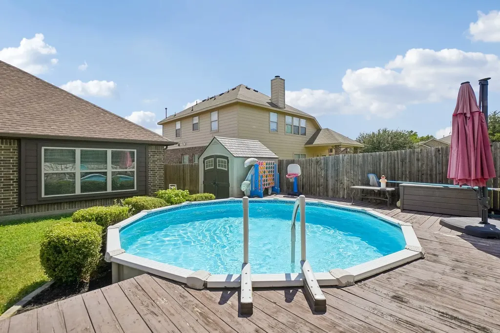 1075 Carpenter Court Lavon TX 75166