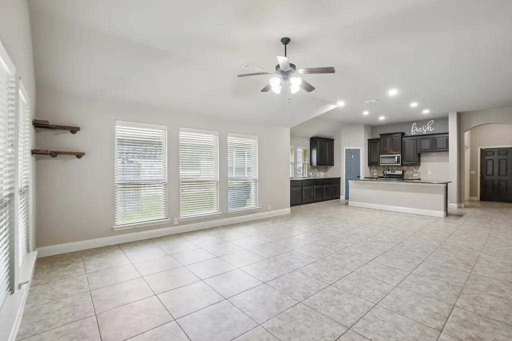 1075 Carpenter Court Lavon TX 75166