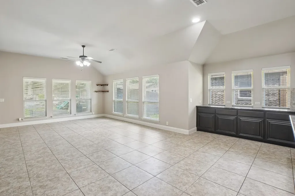 1075 Carpenter Court Lavon TX 75166