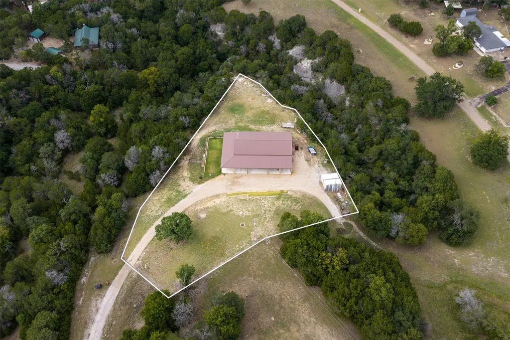 211 County Road 1511 Morgan TX 76671