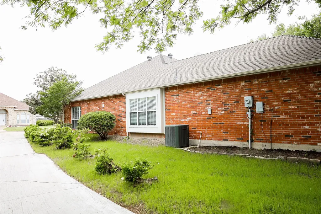 8509 Chalton Drive Plano TX 75024