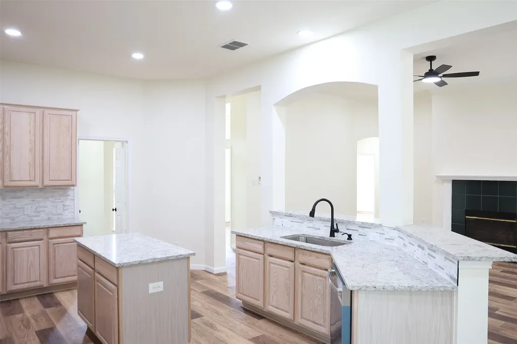 8509 Chalton Drive Plano TX 75024