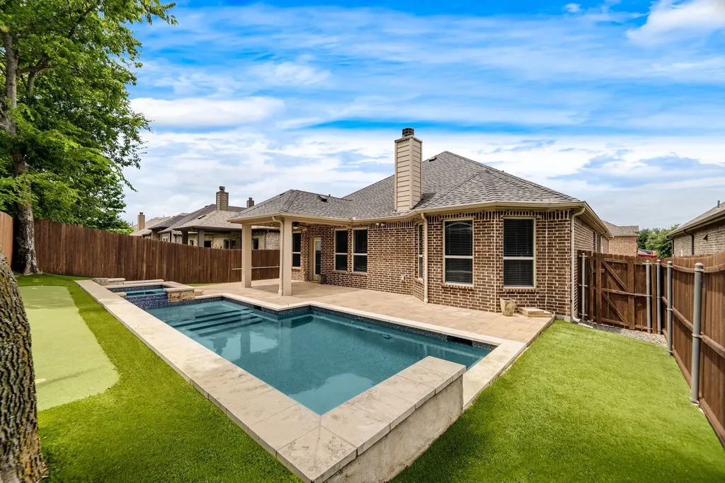 1012 Lake Sierra Way Little Elm TX 75068