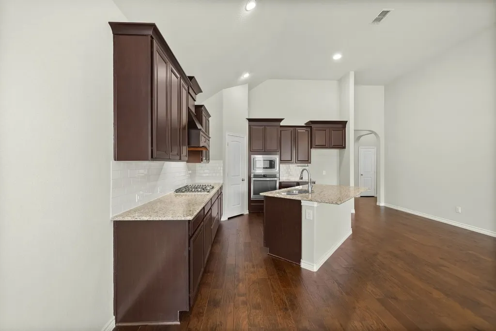 1012 Lake Sierra Way Little Elm TX 75068