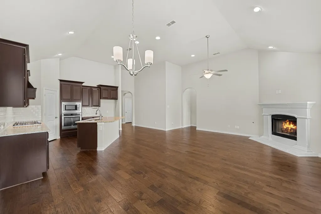 1012 Lake Sierra Way Little Elm TX 75068