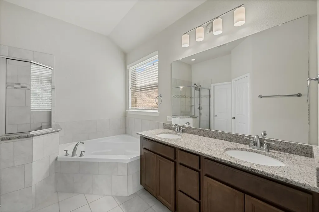 1012 Lake Sierra Way Little Elm TX 75068