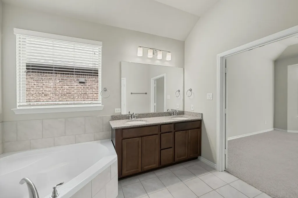 1012 Lake Sierra Way Little Elm TX 75068