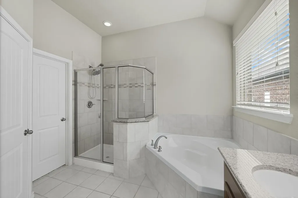 1012 Lake Sierra Way Little Elm TX 75068