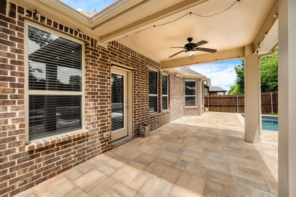 1012 Lake Sierra Way Little Elm TX 75068