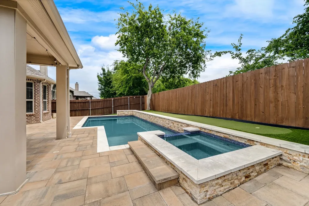 1012 Lake Sierra Way Little Elm TX 75068