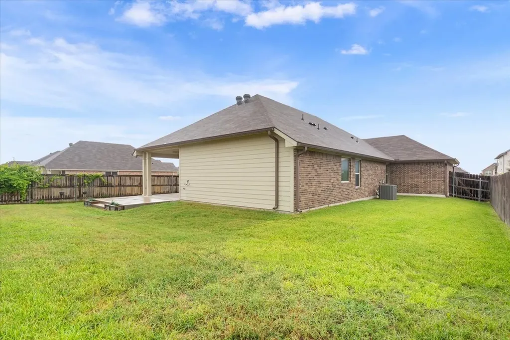 3101 Samson Drive Waco TX 76655