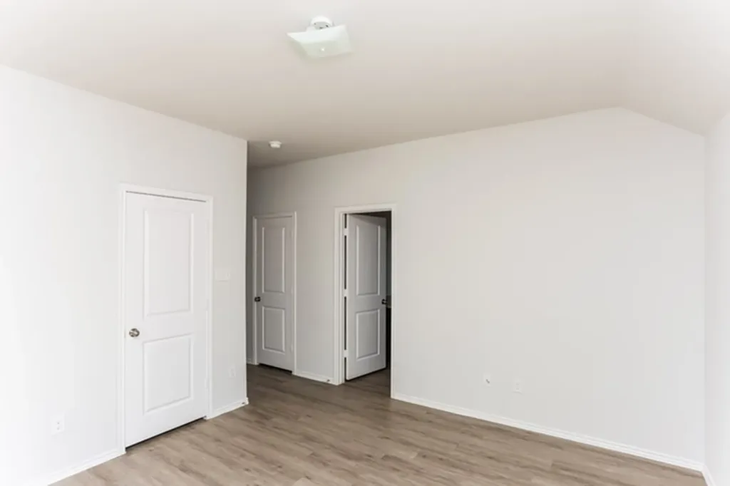 1607 Mark Lane Ennis TX 75119
