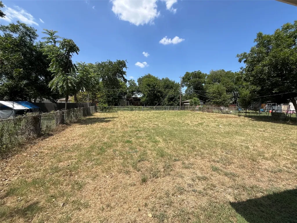 2301 Proctor Street Garland TX 75041