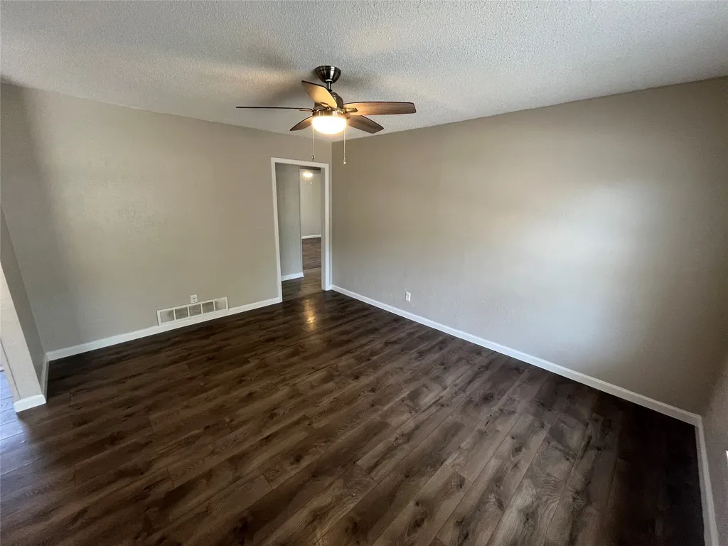 2301 Proctor Street Garland TX 75041