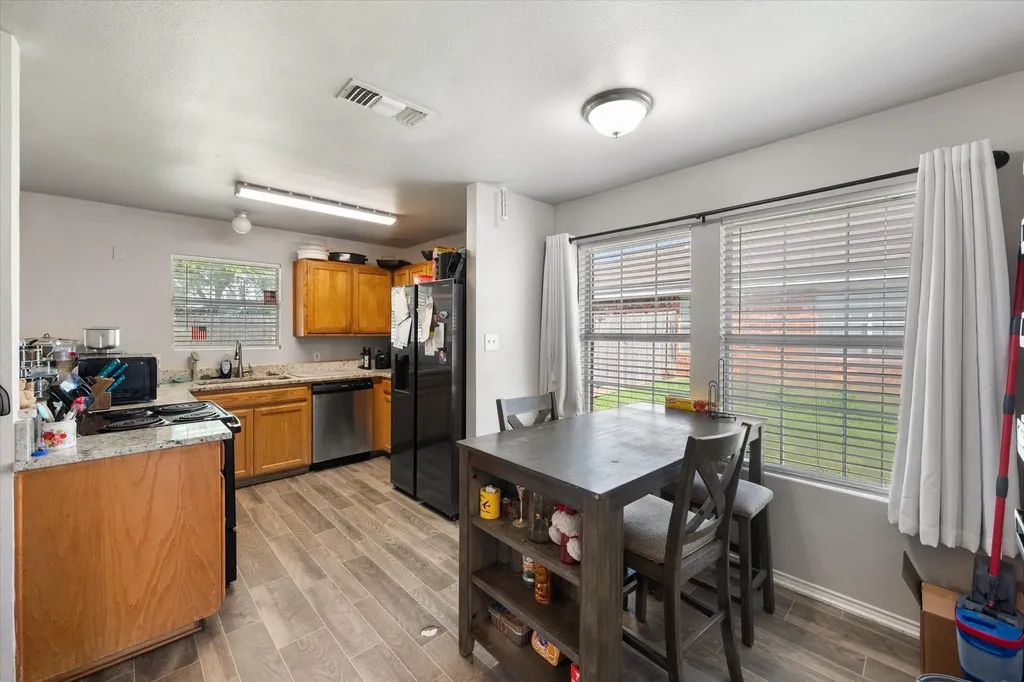 330 Schumacher Drive Burleson TX 76028