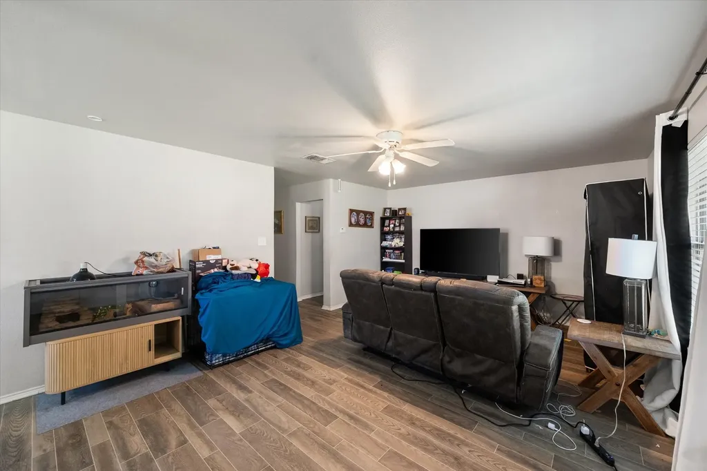 330 Schumacher Drive Burleson TX 76028