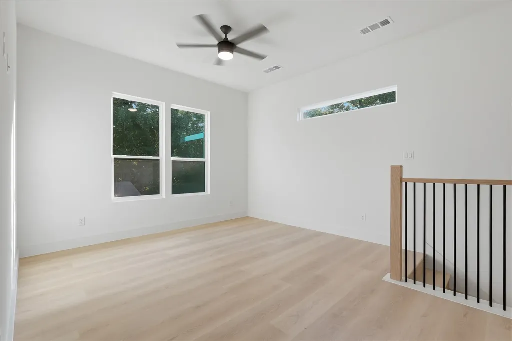 2329 Stoneman Street Dallas TX 75215