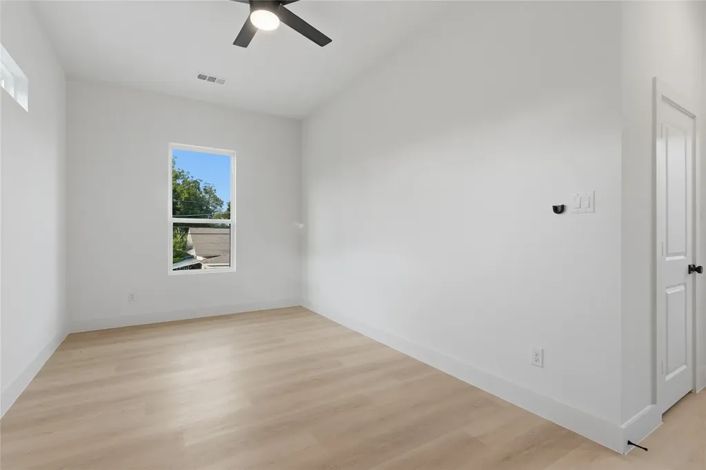 2329 Stoneman Street Dallas TX 75215