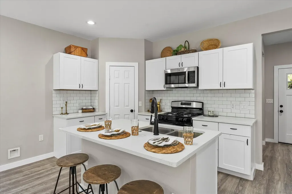 3907 Simonds Street Greenville TX 75401