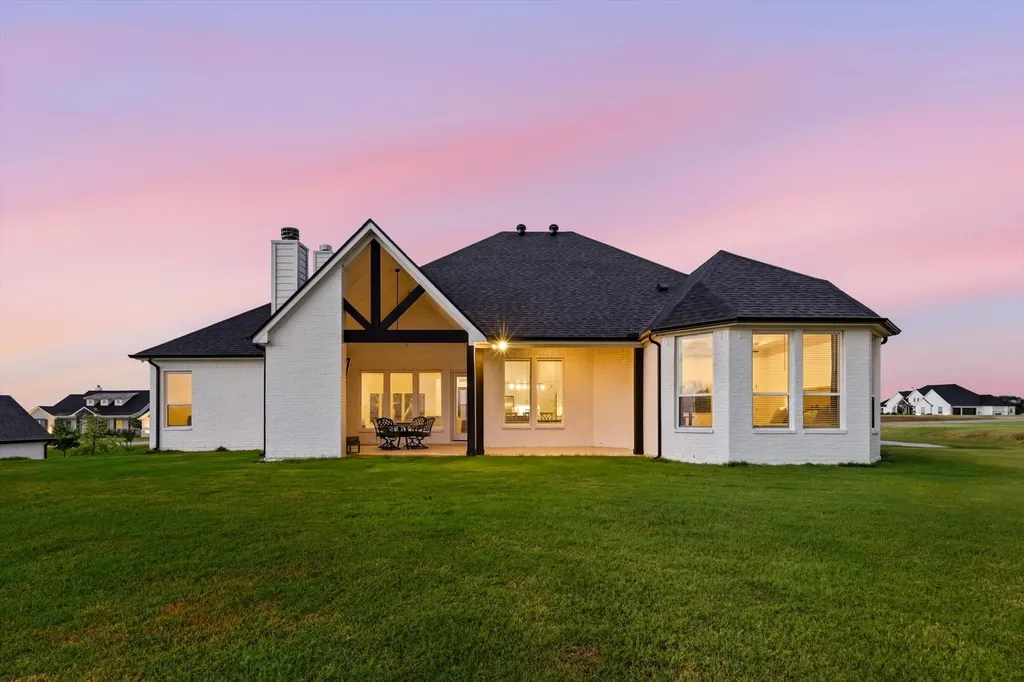 459 Red Bird Drive Springtown TX 76082