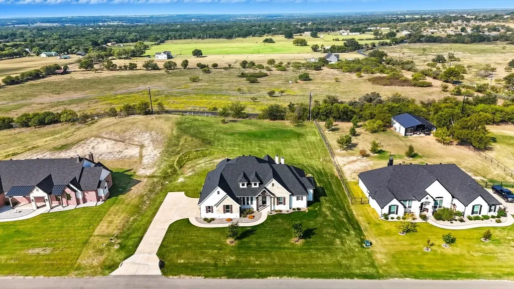 459 Red Bird Drive Springtown TX 76082