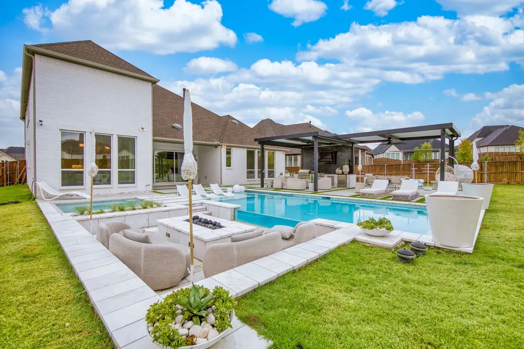 2028 Waterleaf Road Haslet TX 76052