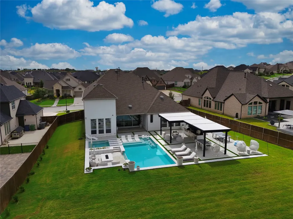 2028 Waterleaf Road Haslet TX 76052