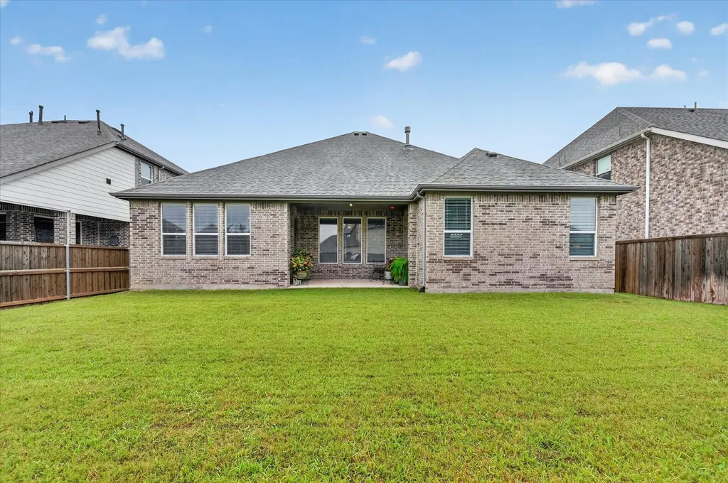 713 Rous Falls Drive Mckinney TX 75071