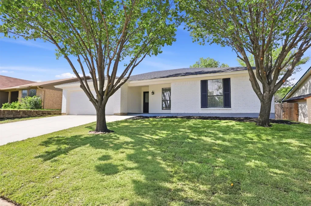 6461 Westridge Drive Watauga TX 76148
