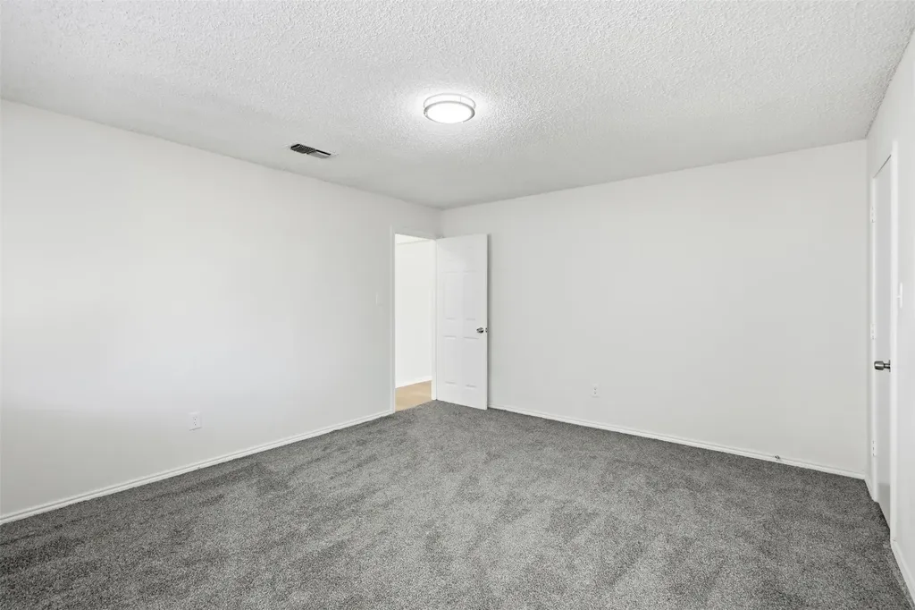 6461 Westridge Drive Watauga TX 76148