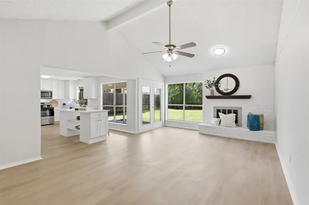 6461 Westridge Drive Watauga TX 76148