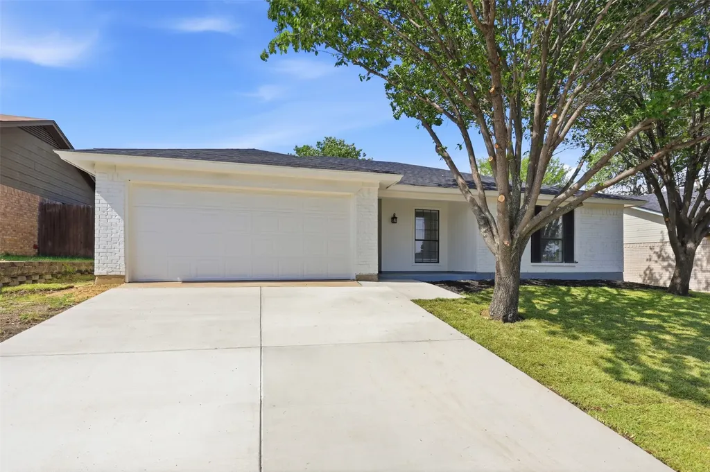 6461 Westridge Drive Watauga TX 76148