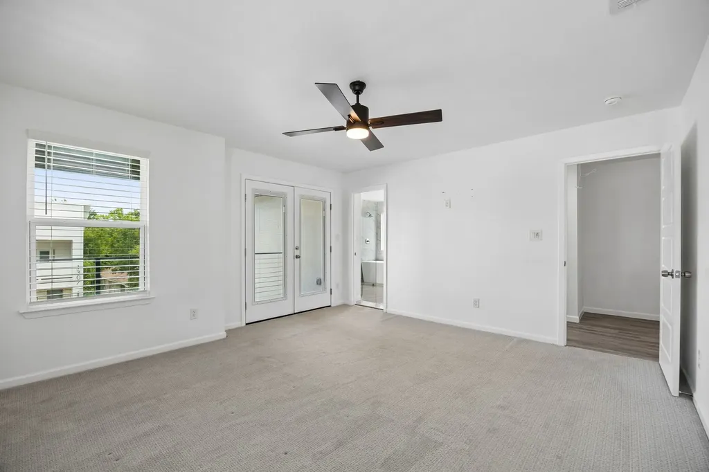 1312 Valley Street Dallas TX 75203