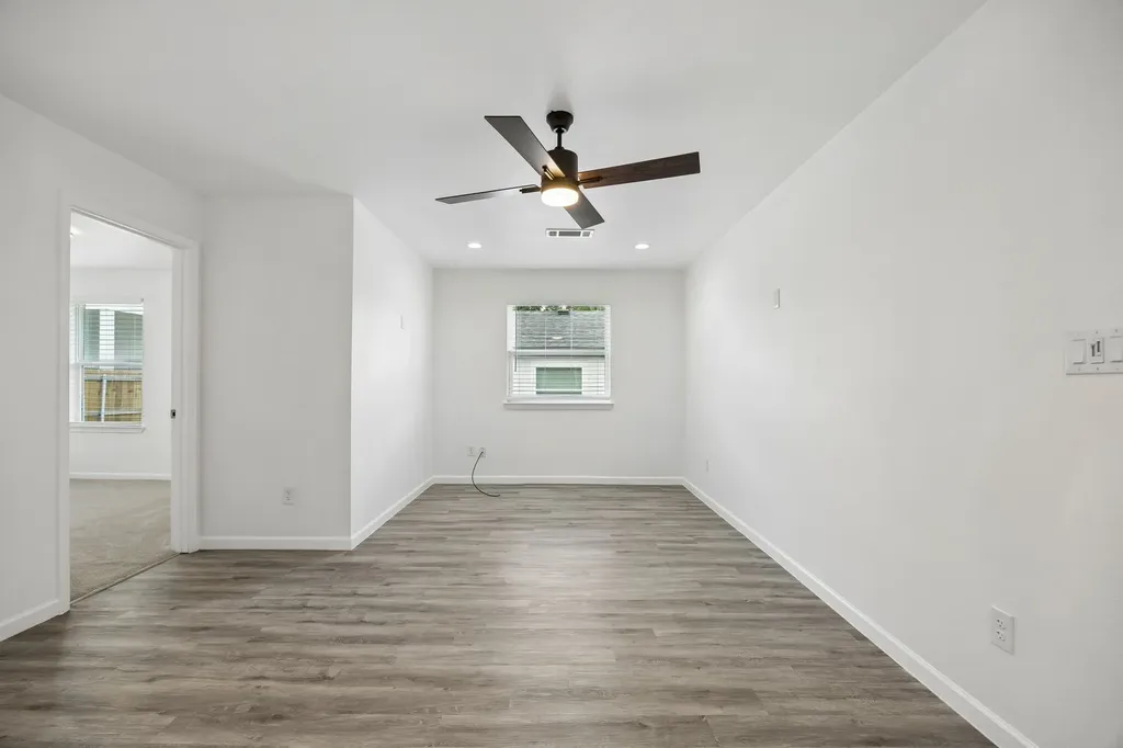 1312 Valley Street Dallas TX 75203