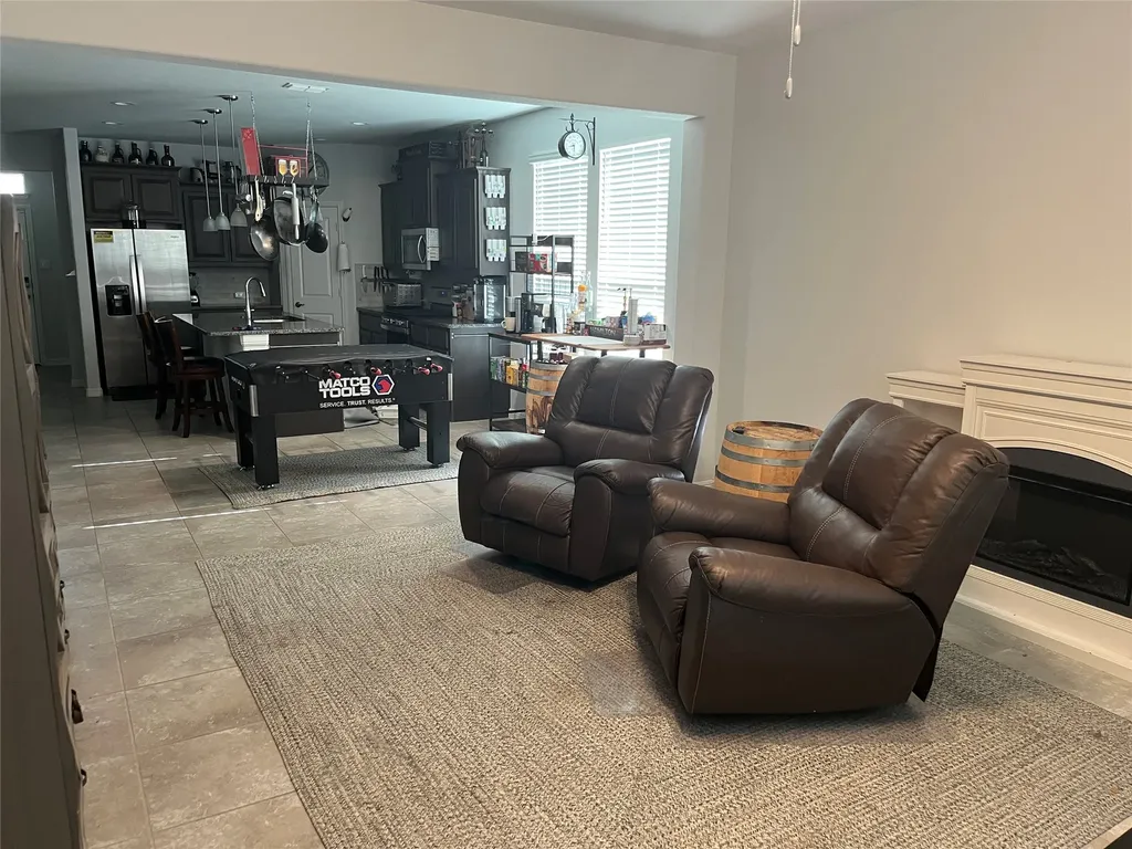 1107 Admiral Drive Azle TX 76020