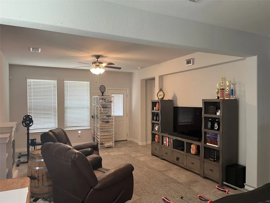 1107 Admiral Drive Azle TX 76020