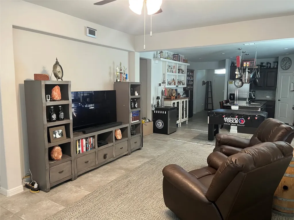 1107 Admiral Drive Azle TX 76020