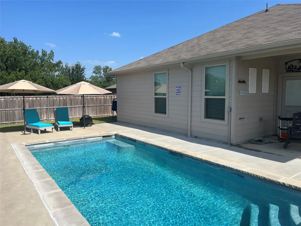 1107 Admiral Drive Azle TX 76020