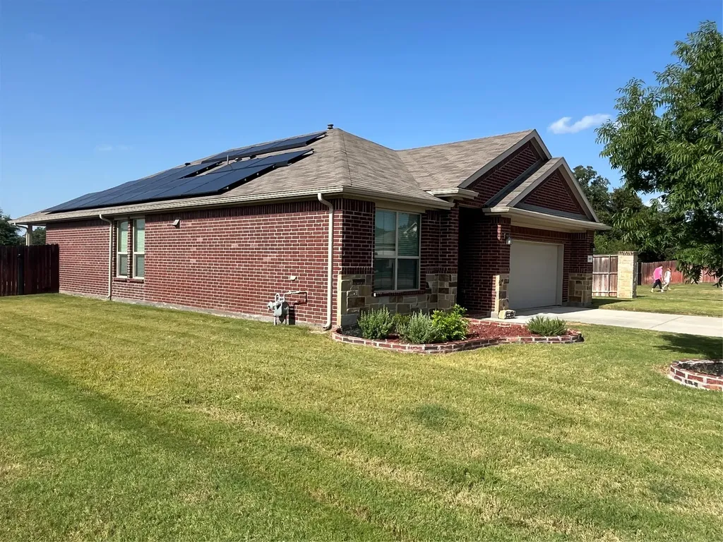 1107 Admiral Drive Azle TX 76020