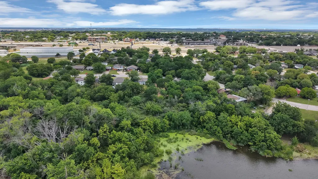 5307 Lovell Avenue Fort Worth TX 76107