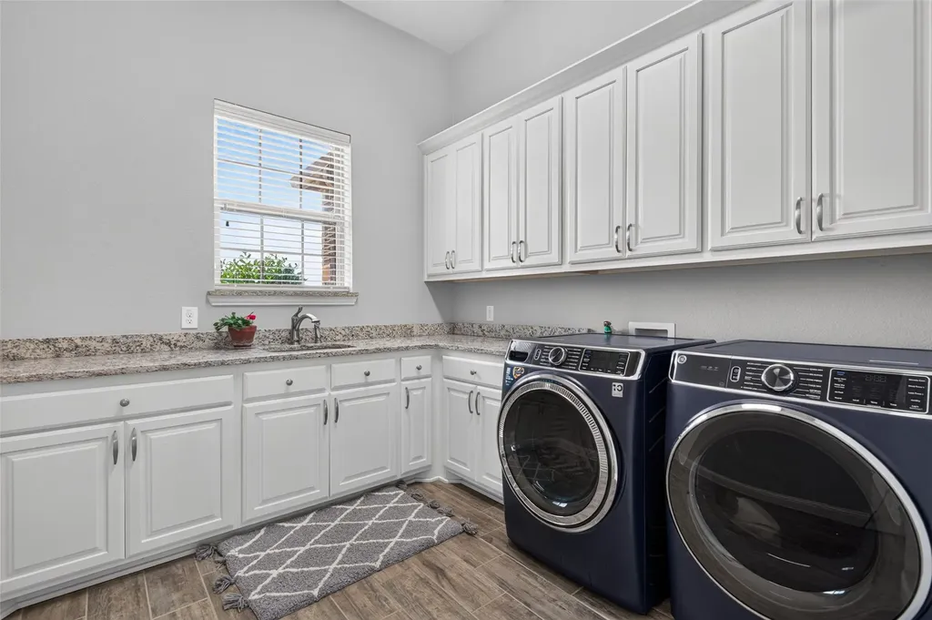 415 Silver Spur Trail Rockwall TX 75032