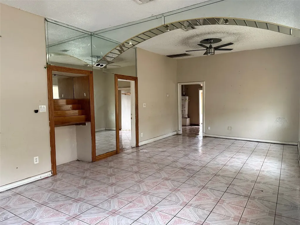 3300 N Pecan Street Fort Worth TX 76106