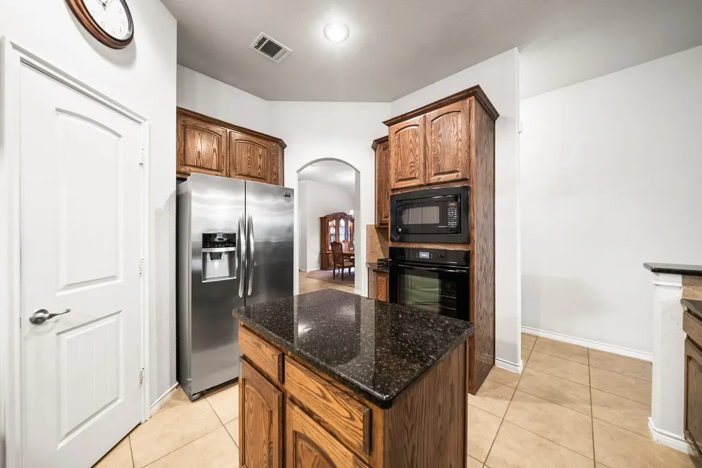 2933 Dog Leg Trail Mckinney TX 75069