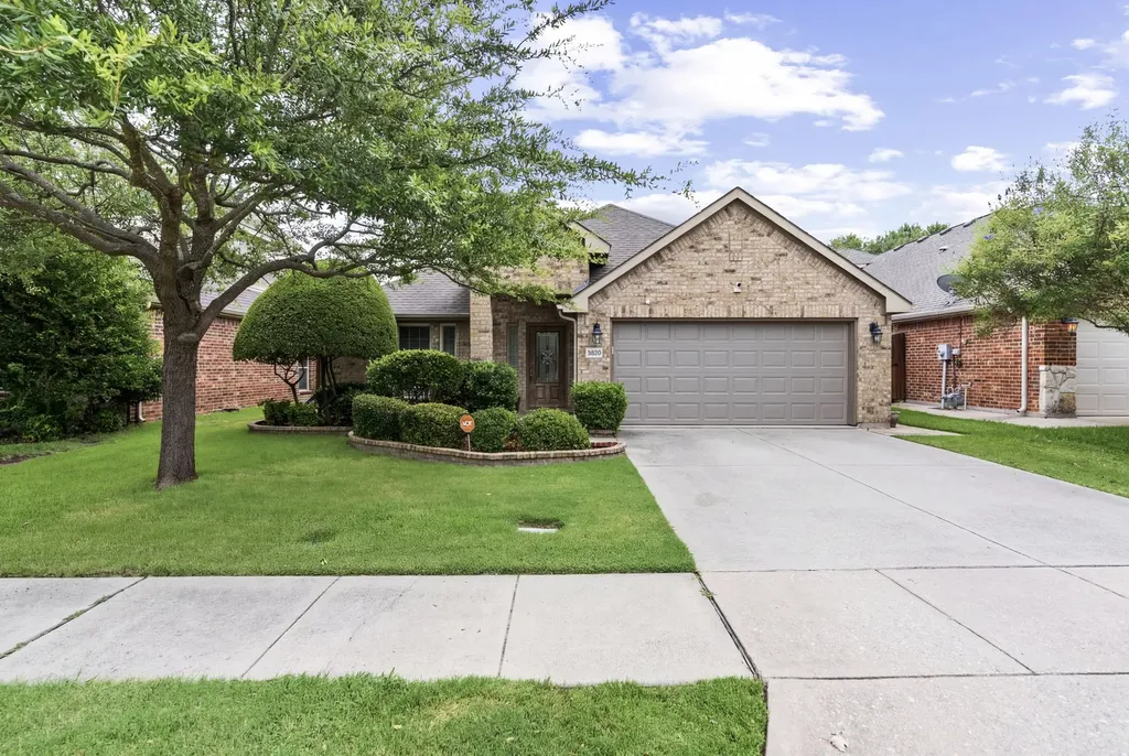 2933 Dog Leg Trail Mckinney TX 75069