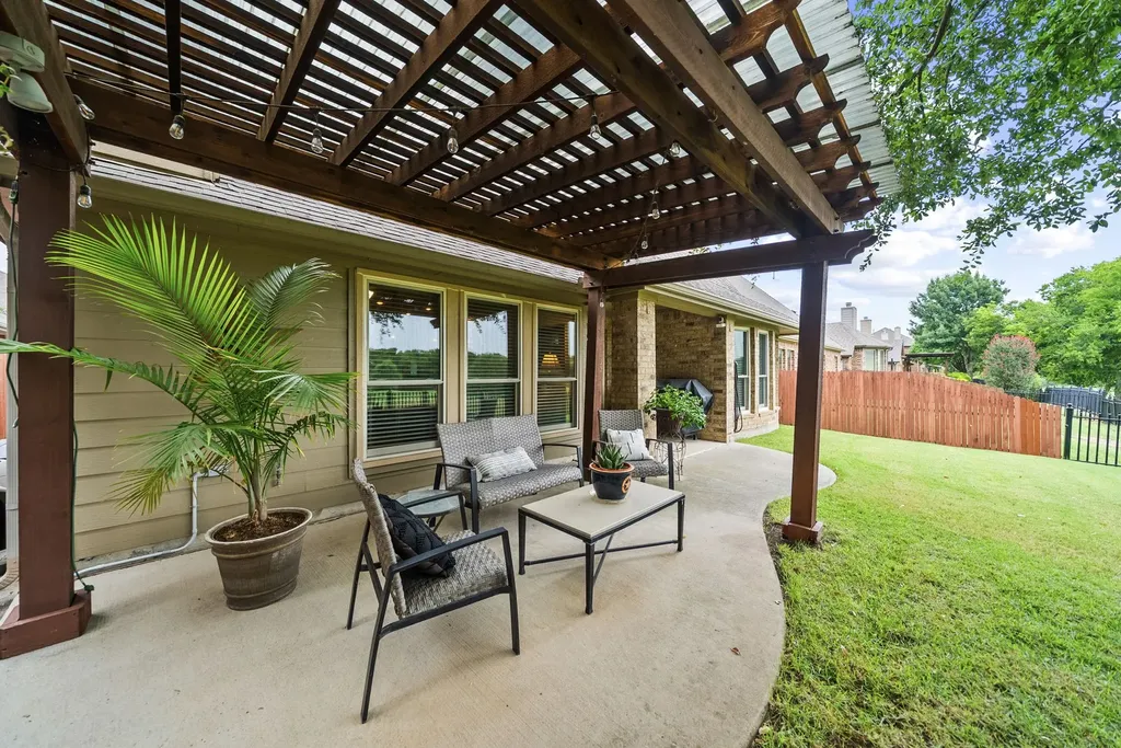 2933 Dog Leg Trail Mckinney TX 75069