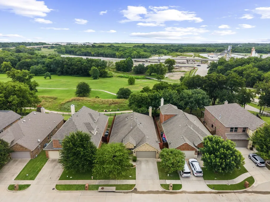 2933 Dog Leg Trail Mckinney TX 75069