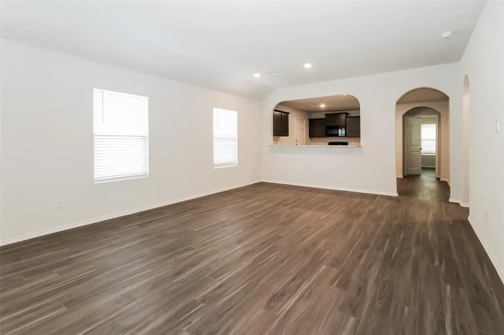 500 Woodhouse Way Everman TX 76140